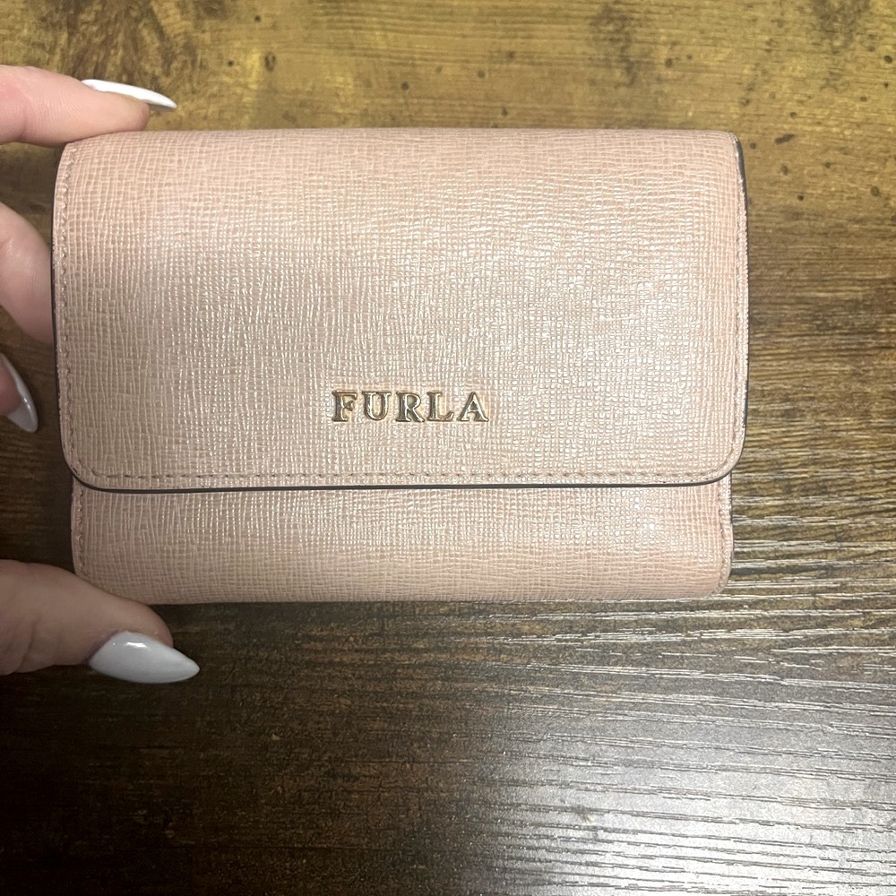Furla Pink Leather Women's compact wallet